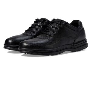 Rockport size 10, men's black leather walking shoe.